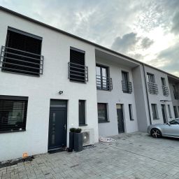 11713120-7CBE-4062-88EB-8B5E2EF0F98A