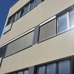 Vonkajšie žalúzie na kancelárií