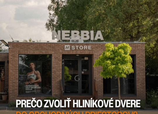 Obchodný priestor Nebbia s hliníkovými vchodovými dverami